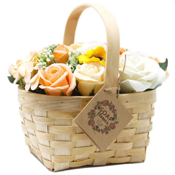 grande-bouquet-laranja-em-cesto-de-vime