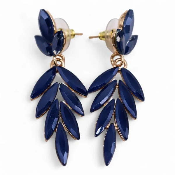 brincos-longos-em-vidro-vintage-azul-2
