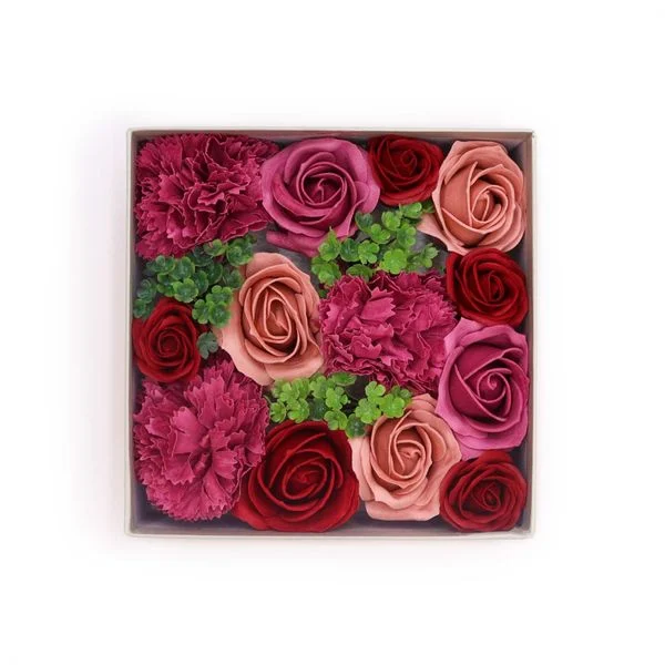 caixa-quadrada-rosas-vintage