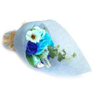 bouquet-de-flores-de-sabao-em-pe-azul